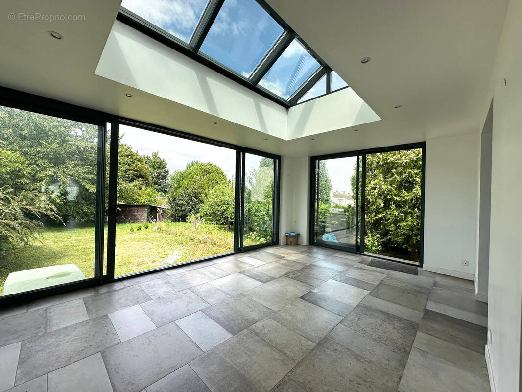 Maison à DREUIL-LES-AMIENS