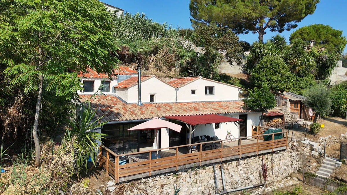 Maison à SAINT-JEANNET