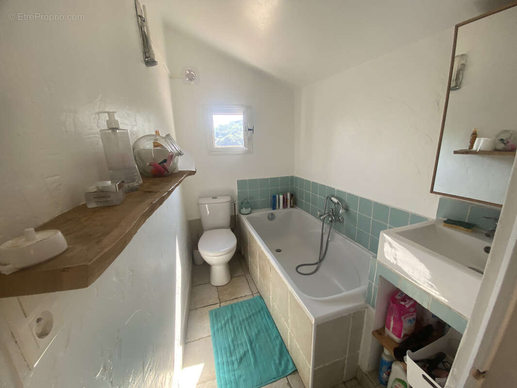 Maison à SAINT-JEANNET