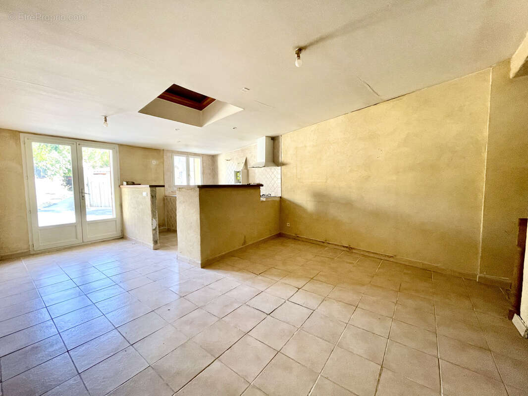 Maison à VAISON-LA-ROMAINE