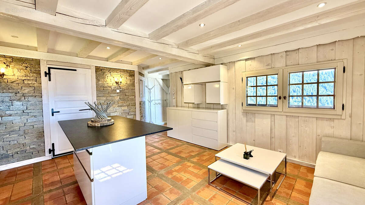 Maison à LA COTE-D&#039;ARBROZ