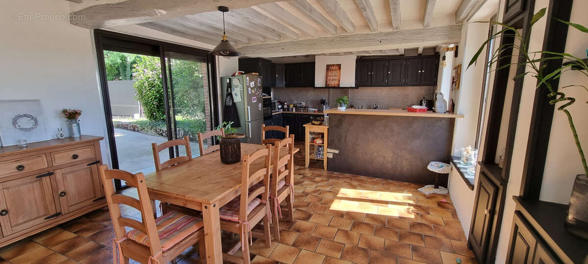 Maison à PONT-SUR-YONNE