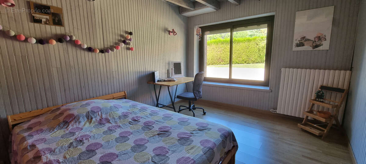 Maison à PONT-SUR-YONNE