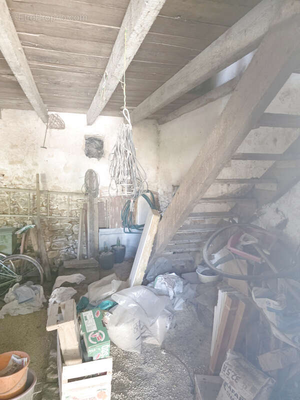 Maison à FRAYSSINET-LE-GELAT