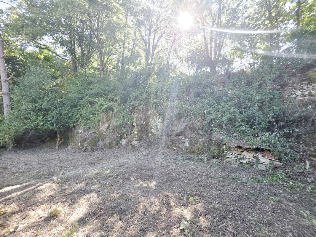 Maison à FRAYSSINET-LE-GELAT