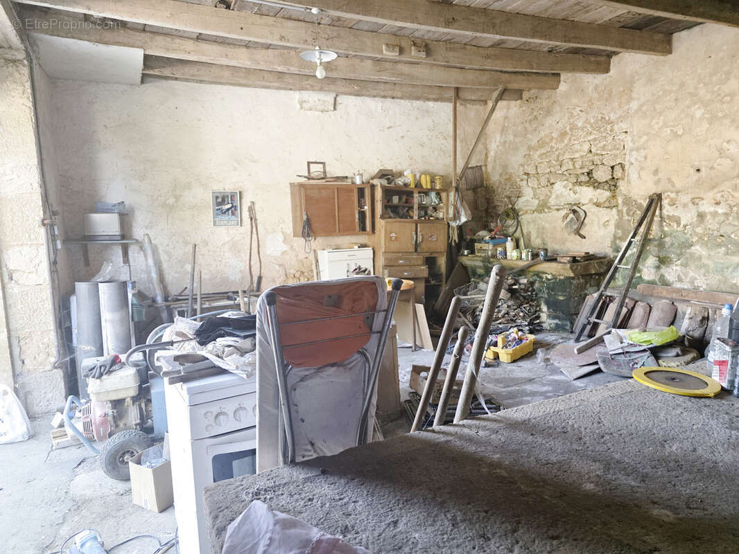 Maison à FRAYSSINET-LE-GELAT