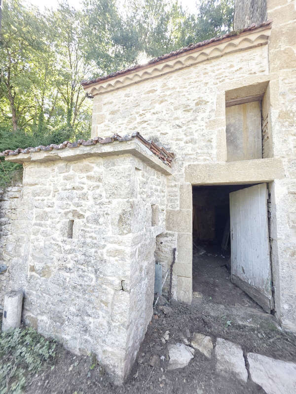 Maison à FRAYSSINET-LE-GELAT