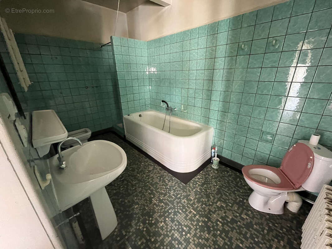 Appartement à CLOUANGE