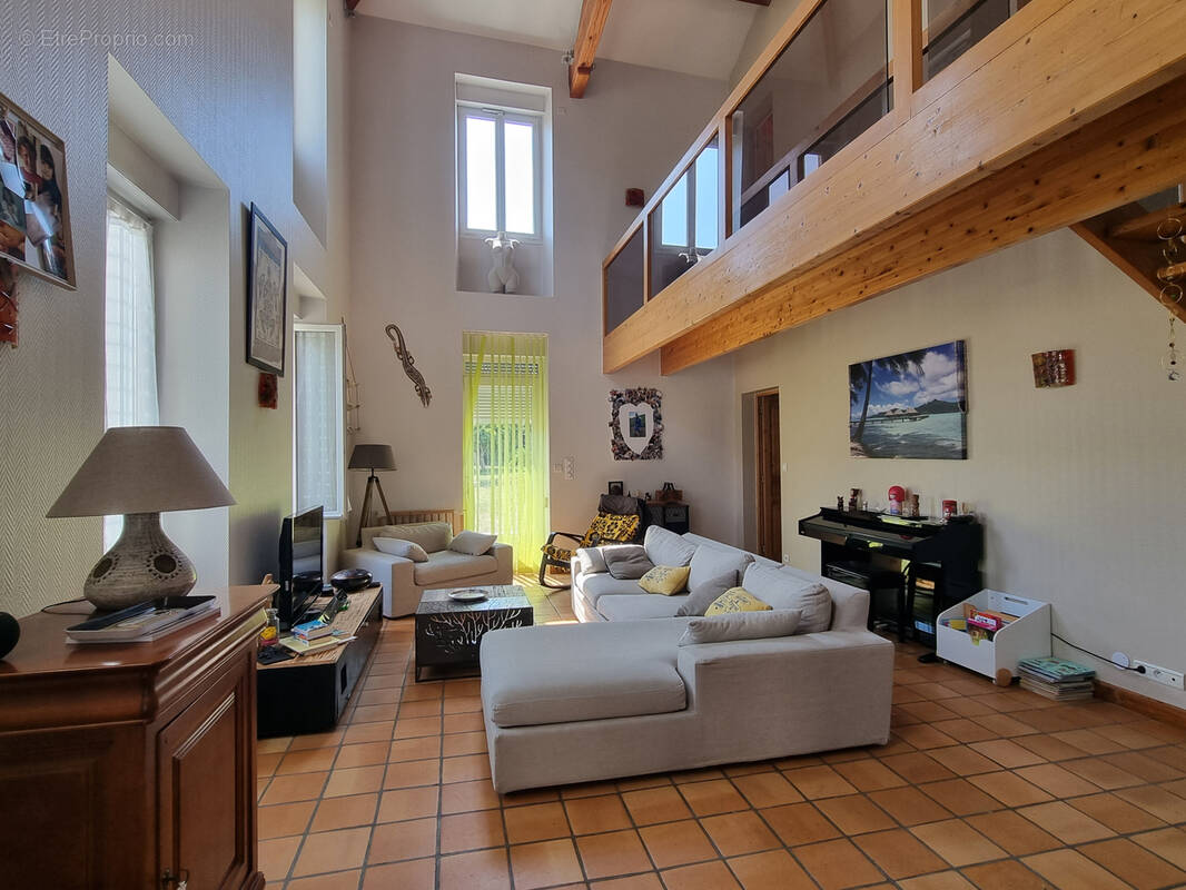 Maison à BREUIL-MAGNE