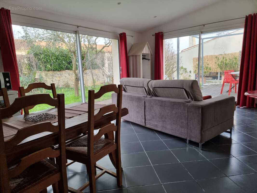 Maison à BREUIL-MAGNE