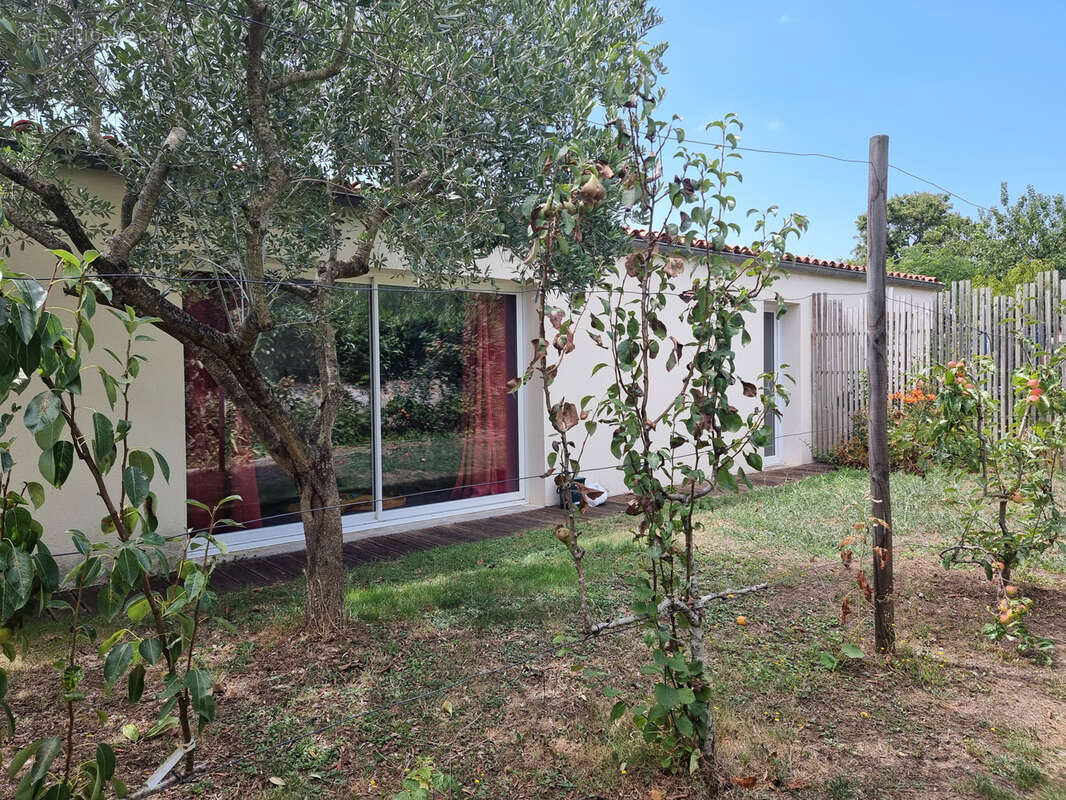 Maison à BREUIL-MAGNE