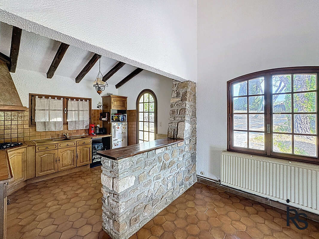 Maison à LAURAC-EN-VIVARAIS