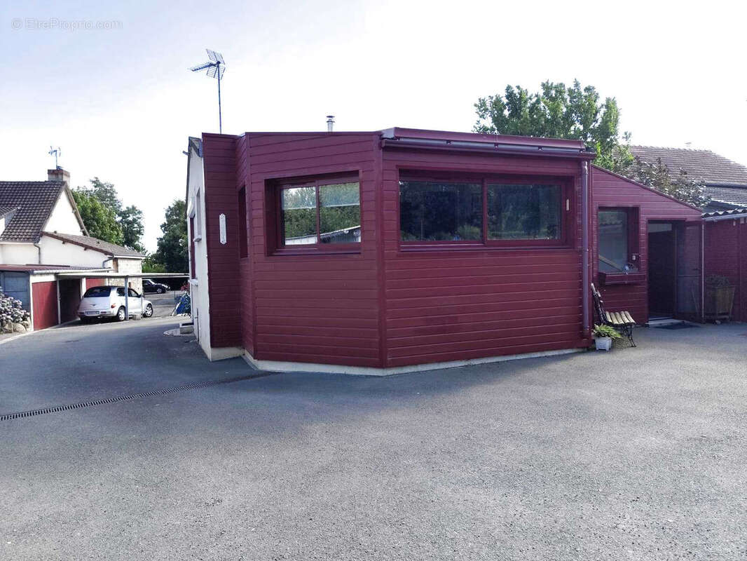Maison à SAINT-DENIS-SUR-SARTHON