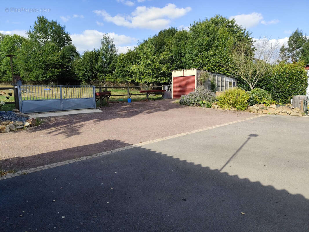 Maison à SAINT-DENIS-SUR-SARTHON