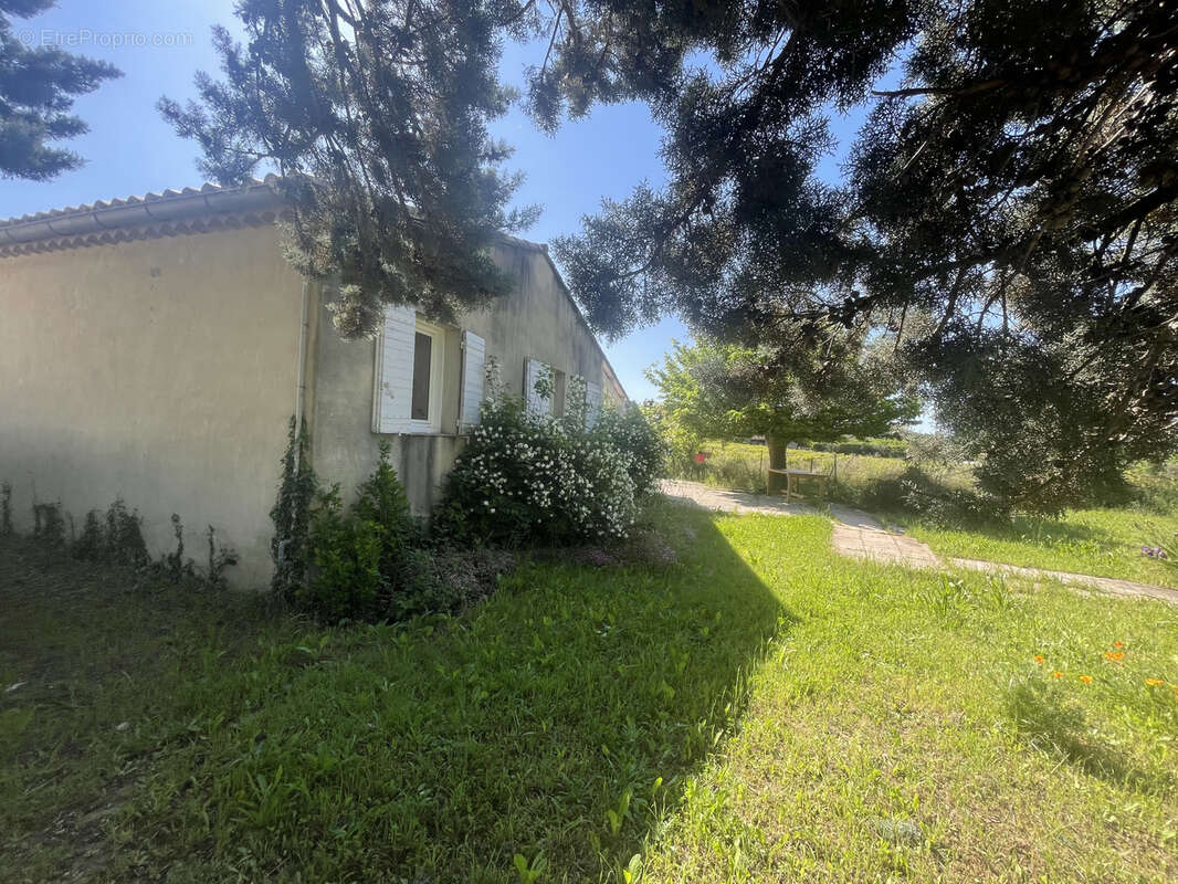 Maison à VAISON-LA-ROMAINE