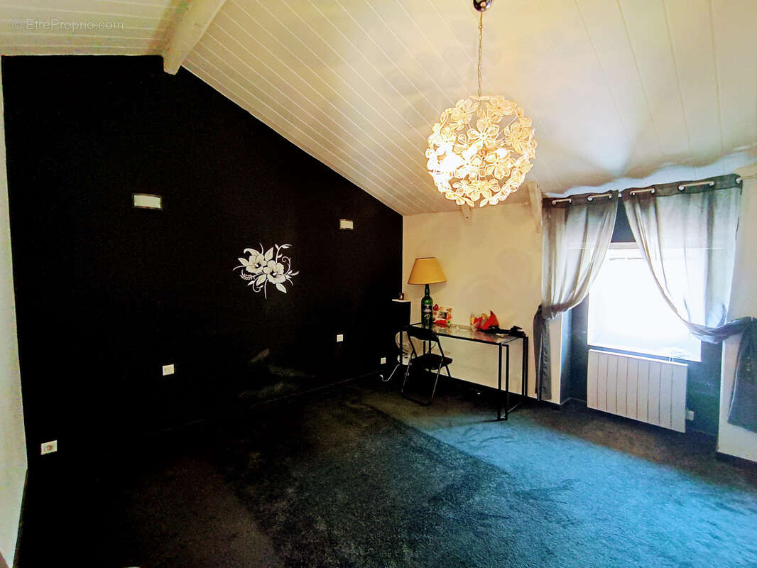 Maison à LABASTIDE-SUR-BESORGUES