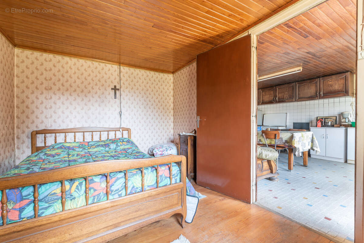 Maison à SAINT-JEAN-D'AUBRIGOUX