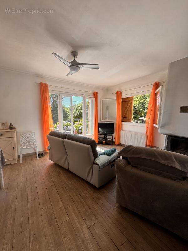 Maison à SANTA-LUCIA-DI-MORIANI