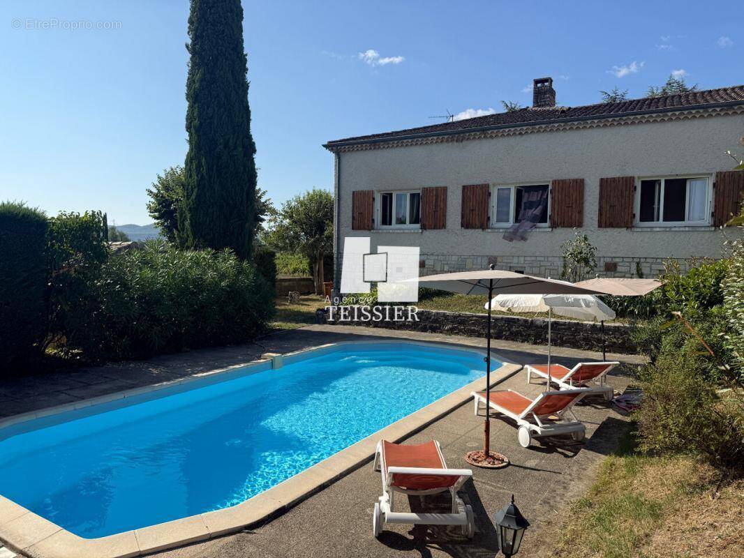 Maison à BERRIAS-ET-CASTELJAU