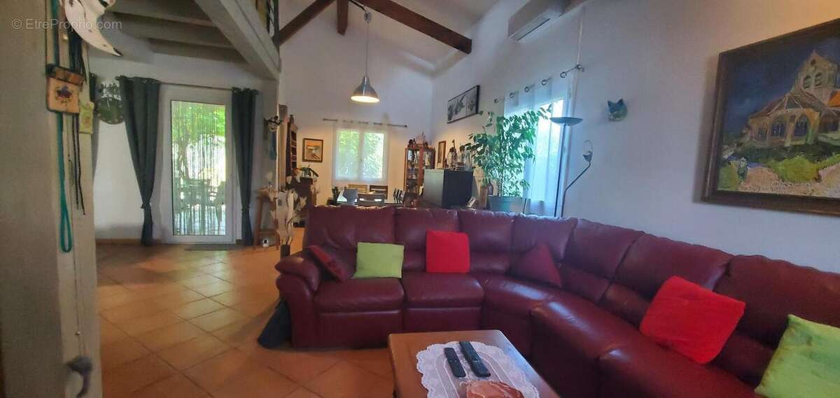 Maison à LABLACHERE