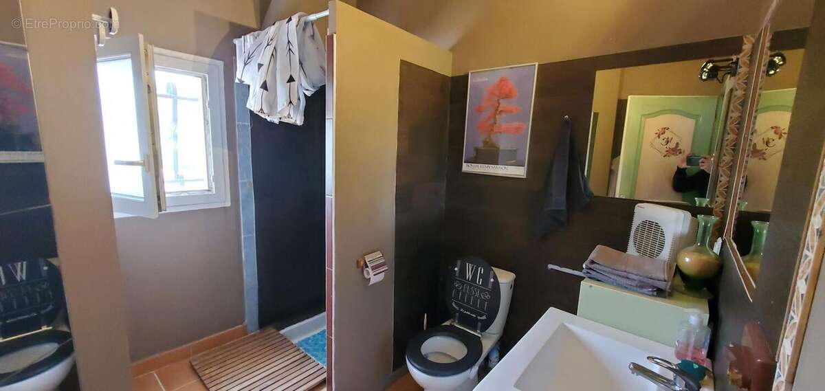 Maison à LABLACHERE