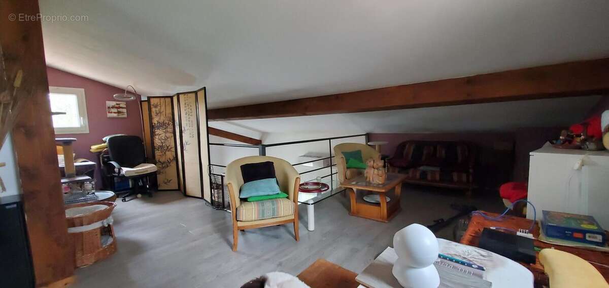 Maison à LABLACHERE