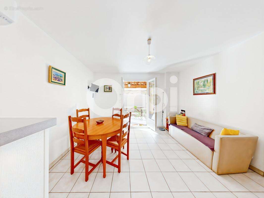 Maison à SAINT-ALBAN-AURIOLLES