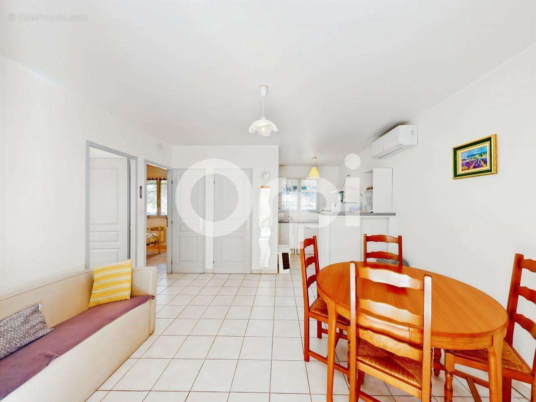 Maison à SAINT-ALBAN-AURIOLLES