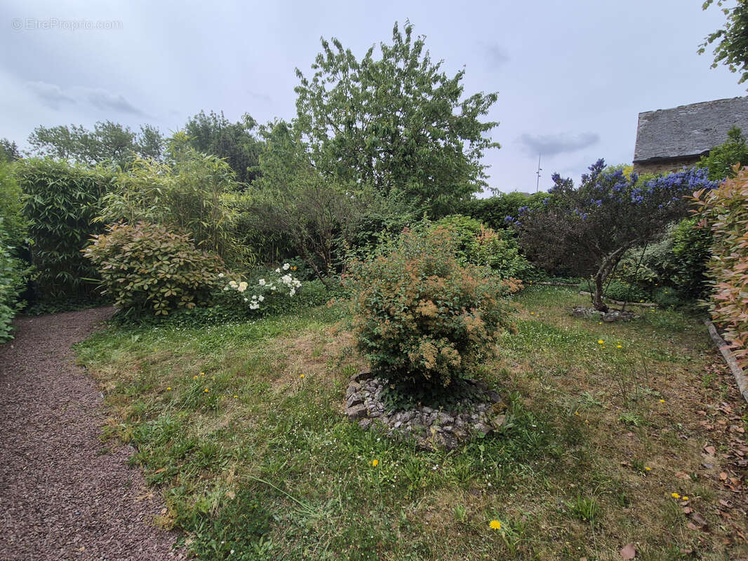 Maison à SABLE-SUR-SARTHE