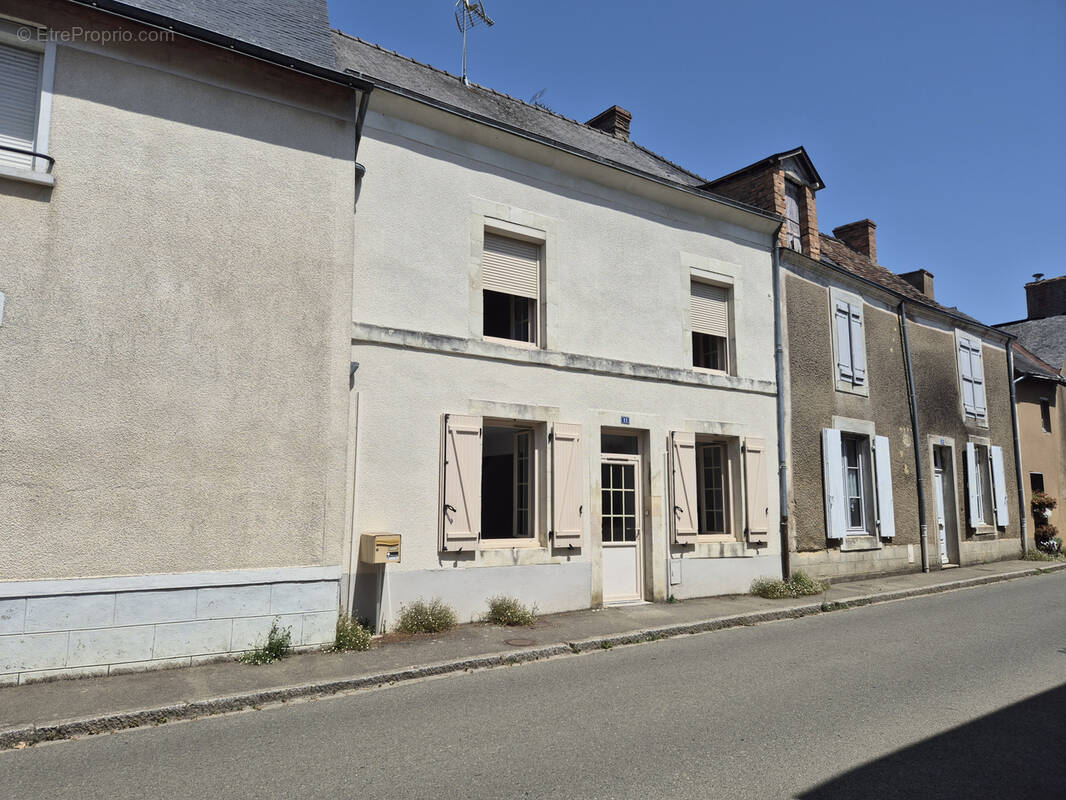 Maison à AUVERS-LE-HAMON