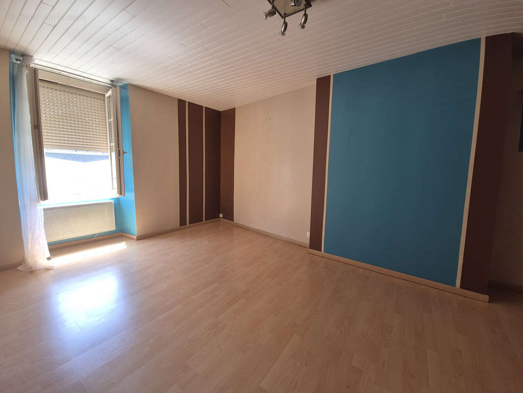 Maison à AUVERS-LE-HAMON