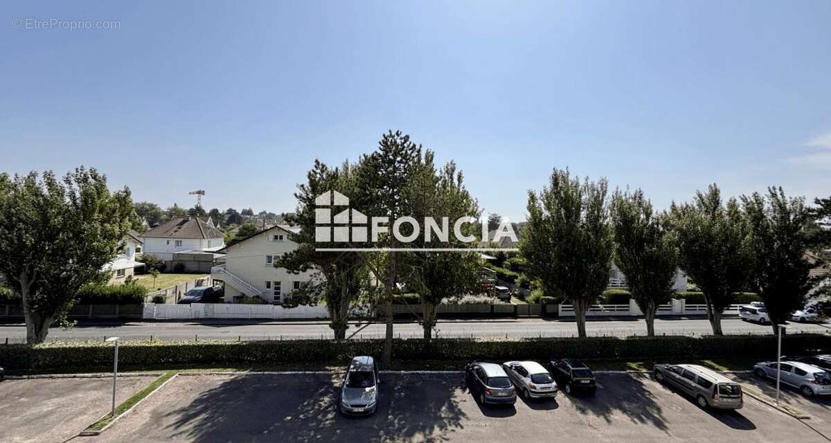 Appartement à COURSEULLES-SUR-MER