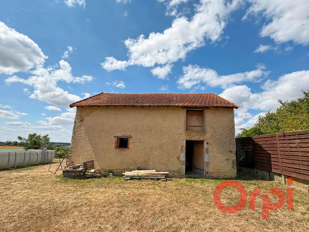 Maison à SAGONNE
