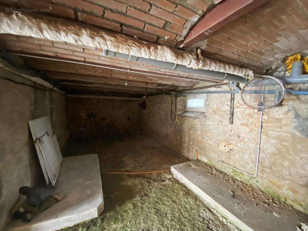 Maison à LE BUISSON-DE-CADOUIN