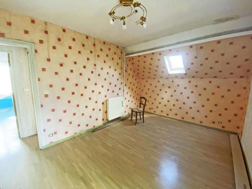 Maison à LE BUISSON-DE-CADOUIN