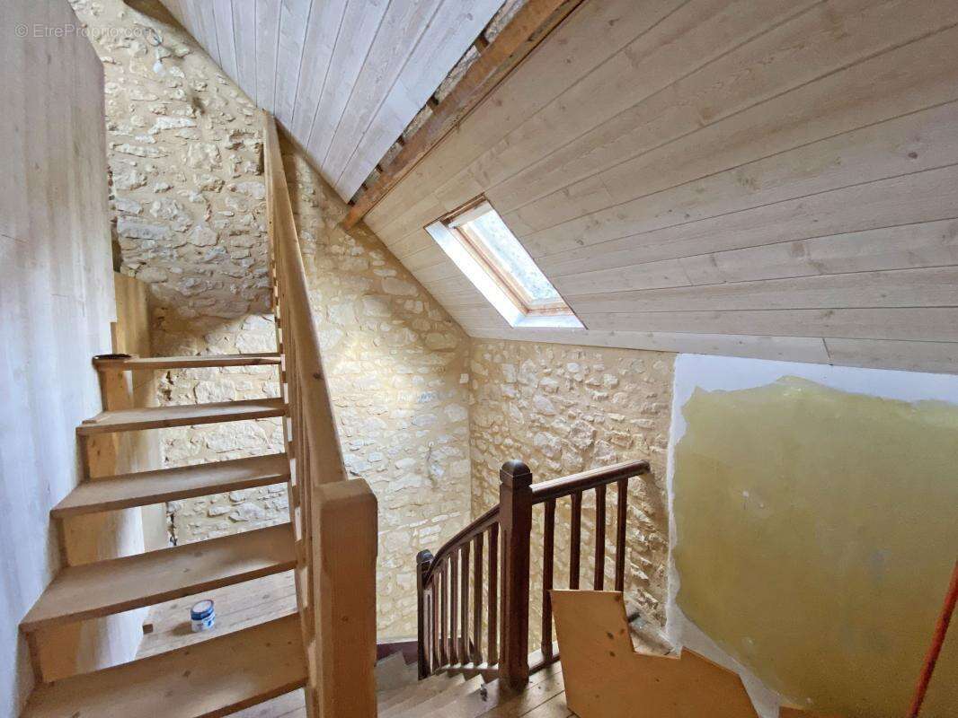 Maison à LE BUISSON-DE-CADOUIN