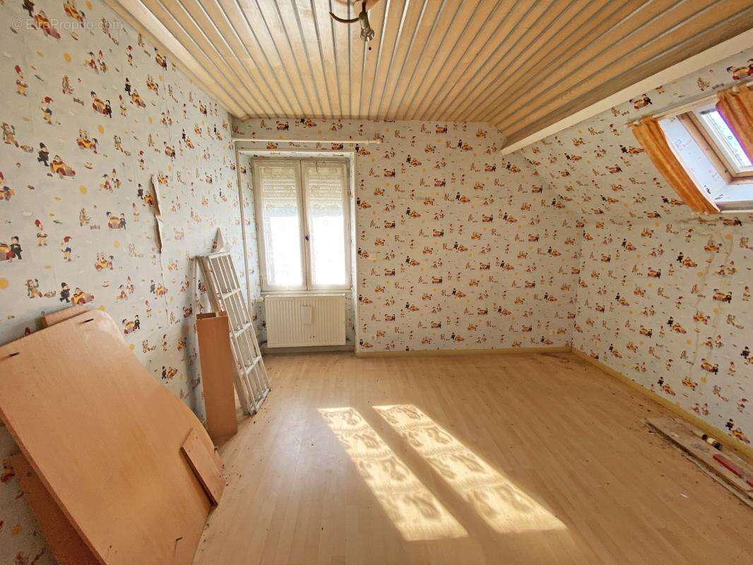 Maison à LE BUISSON-DE-CADOUIN