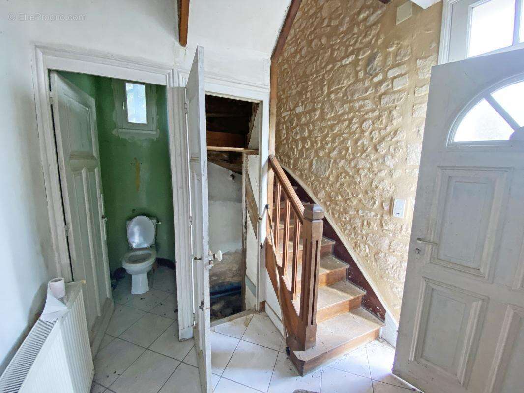 Maison à LE BUISSON-DE-CADOUIN