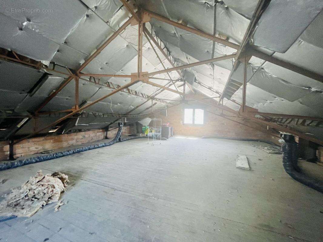 Appartement à OBJAT