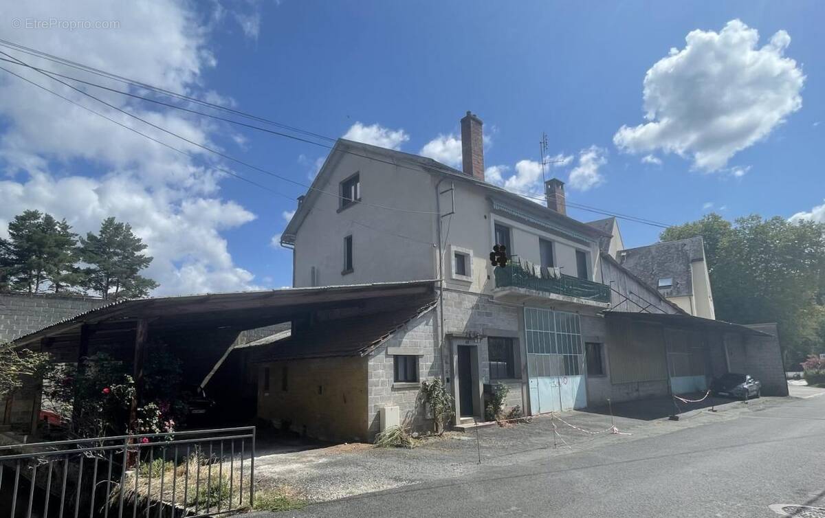 Appartement à OBJAT