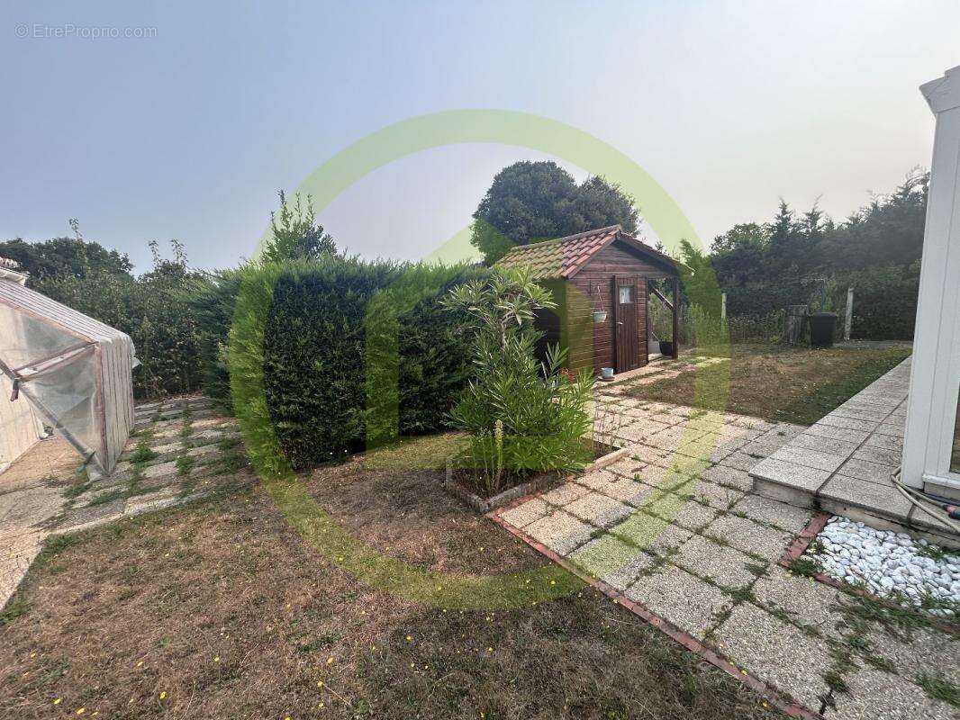 Maison à L&#039;AIGUILLON-SUR-VIE