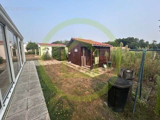 Maison à L&#039;AIGUILLON-SUR-VIE