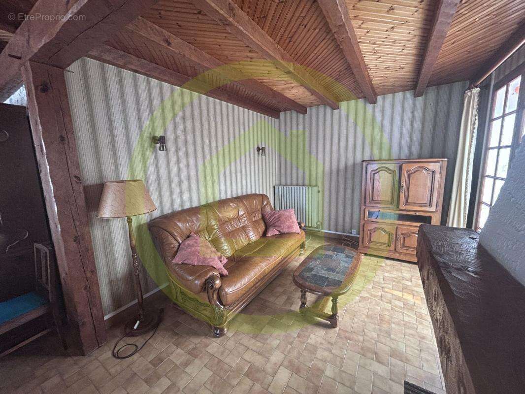 Maison à L&#039;AIGUILLON-SUR-VIE