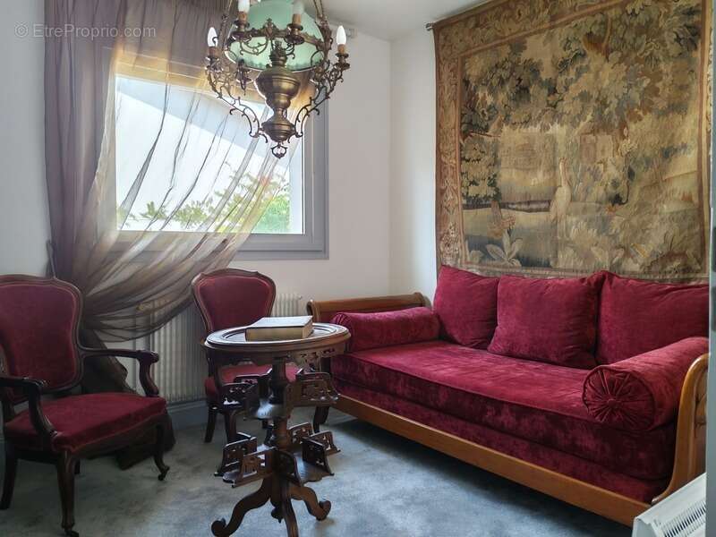 Maison à SAINT-JEAN-DE-BLAIGNAC