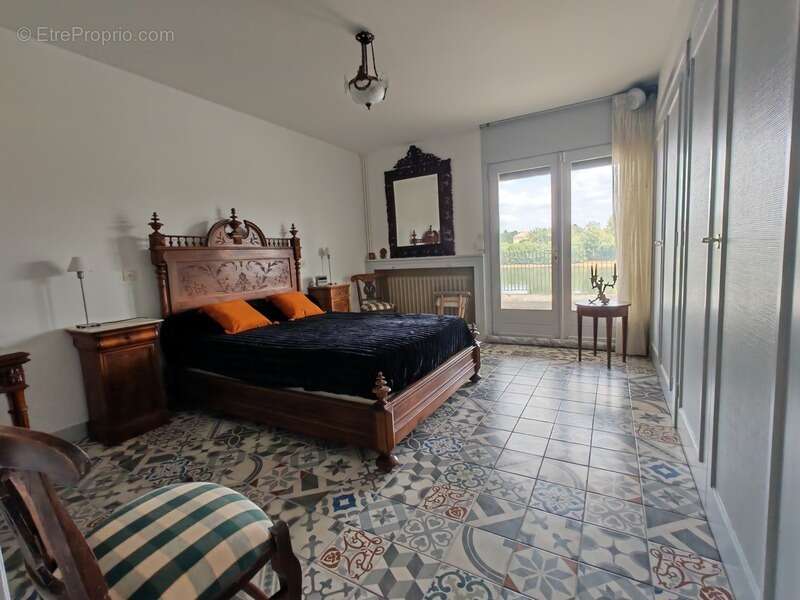 Maison à SAINT-JEAN-DE-BLAIGNAC