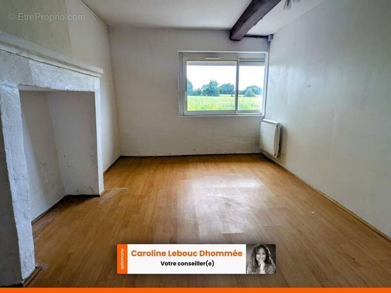 Maison à LA PERRIERE