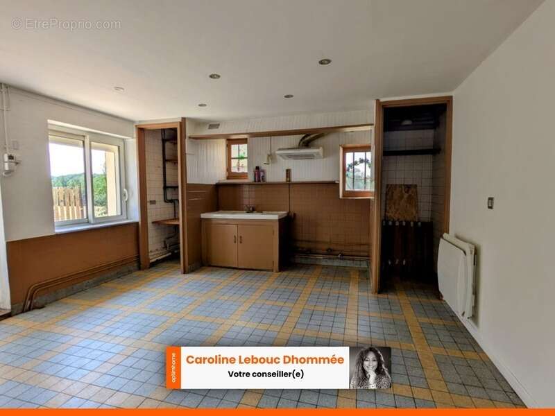 Maison à LA PERRIERE