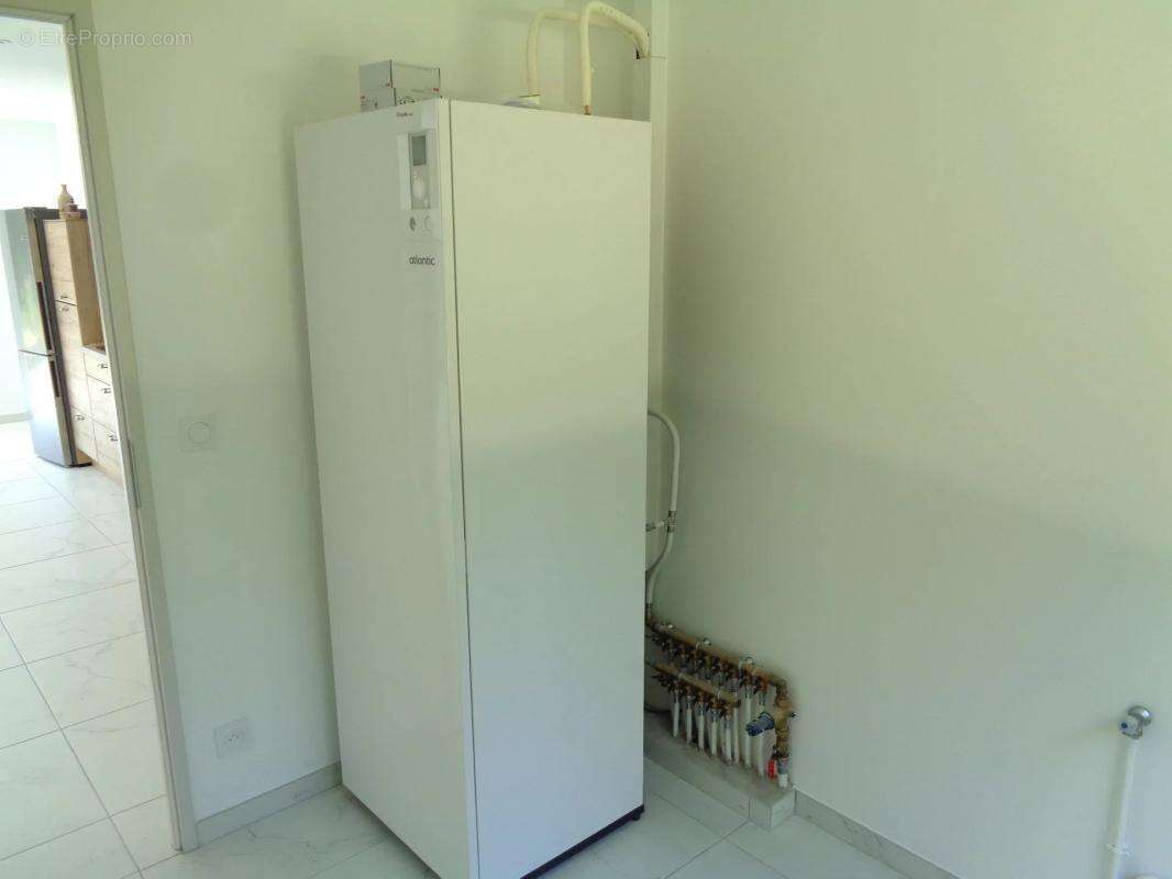 Maison à CHAMPAGNE-ET-FONTAINE