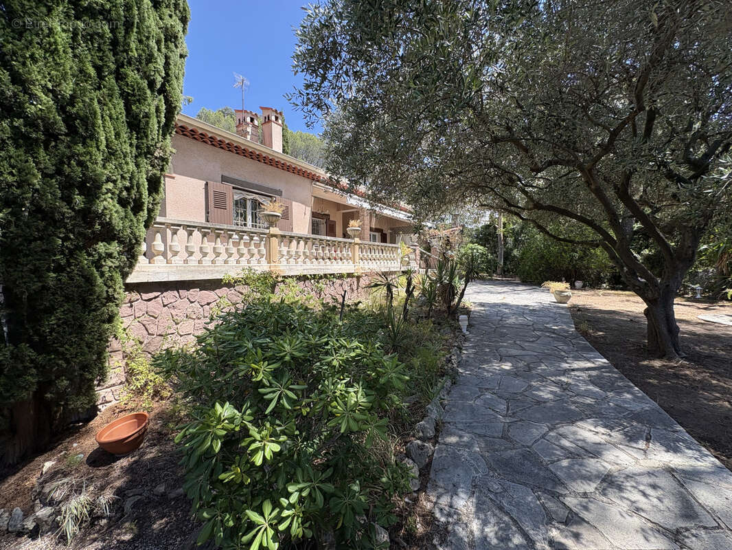 Maison à SAINT-RAPHAEL