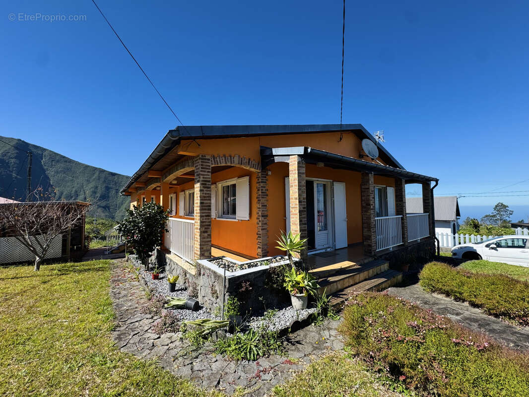 Maison à SAINT-JOSEPH